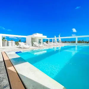 Ducassi & Beach - Playa Bavaro - Wifi - Parking - Rooftop Pool & Spa  Punta Cana